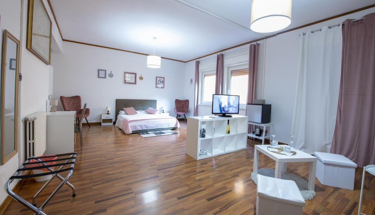 Doctor House Standard, Suites & Luxury Rooms Энна Экстерьер фото
