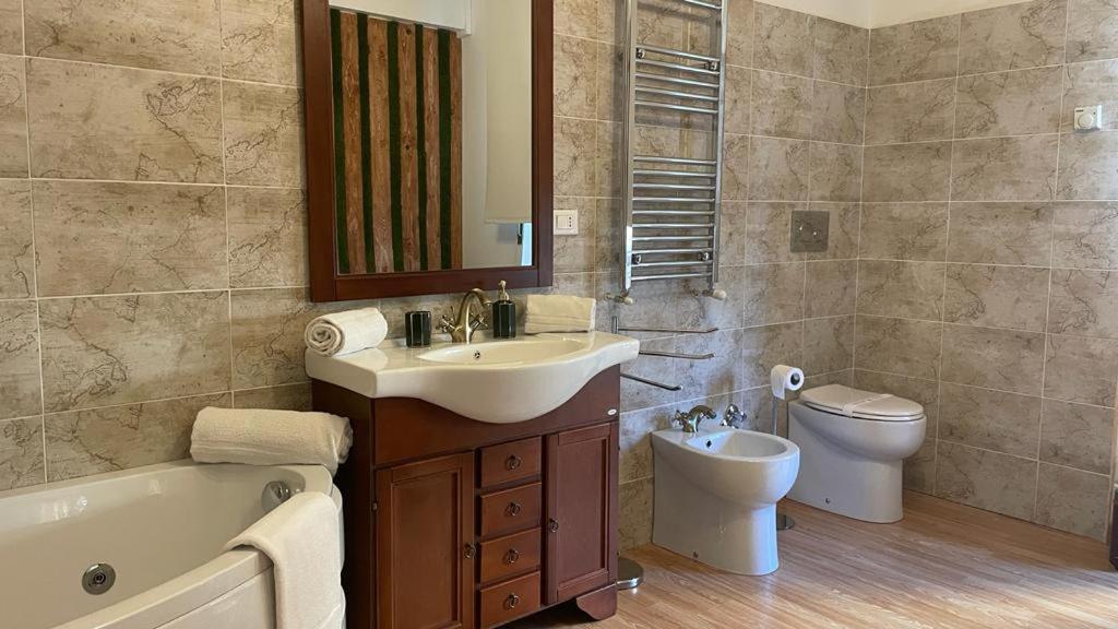 Doctor House Standard, Suites & Luxury Rooms Энна Экстерьер фото