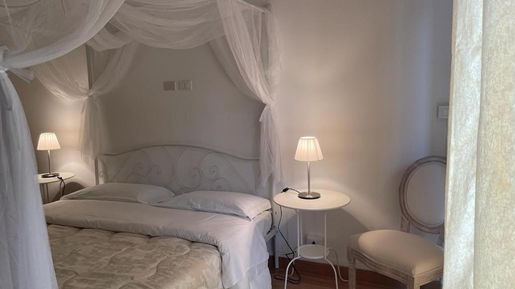Doctor House Standard, Suites & Luxury Rooms Энна Экстерьер фото